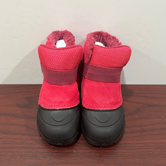 The North Face, Toddler Alpenglow Waterproof Boots, Pink & Black - Picture 7 of 16